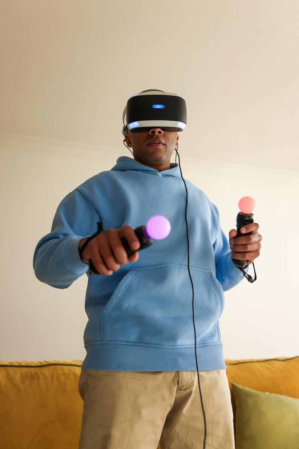 a_man_playing_virtual_reality