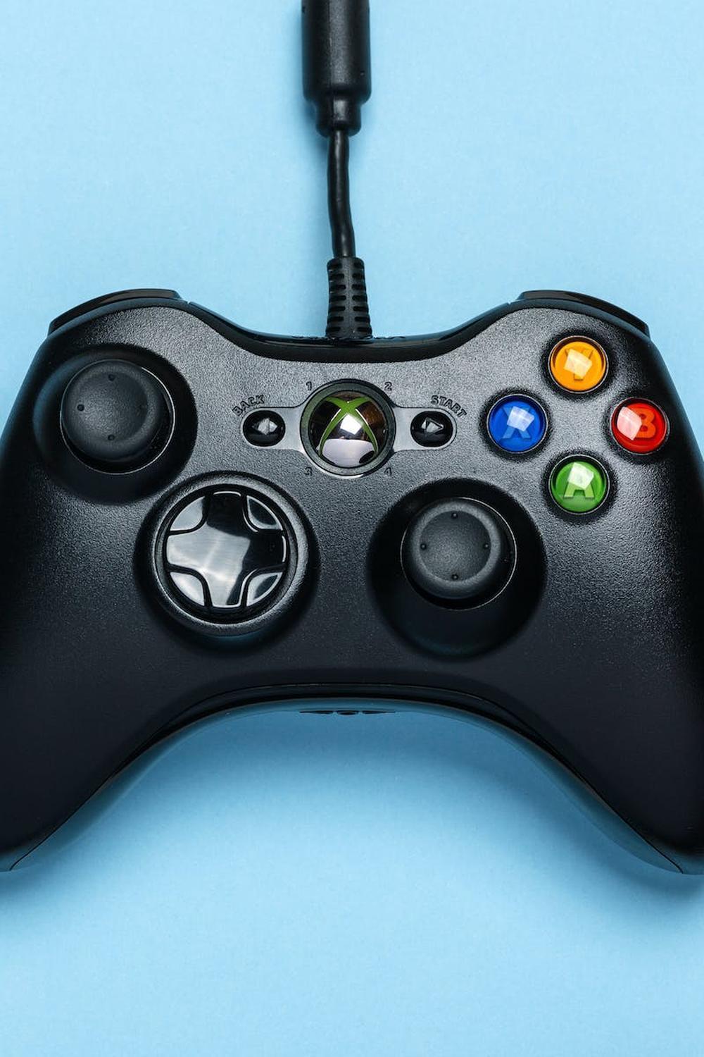black_microsoft_xbox_game_controller