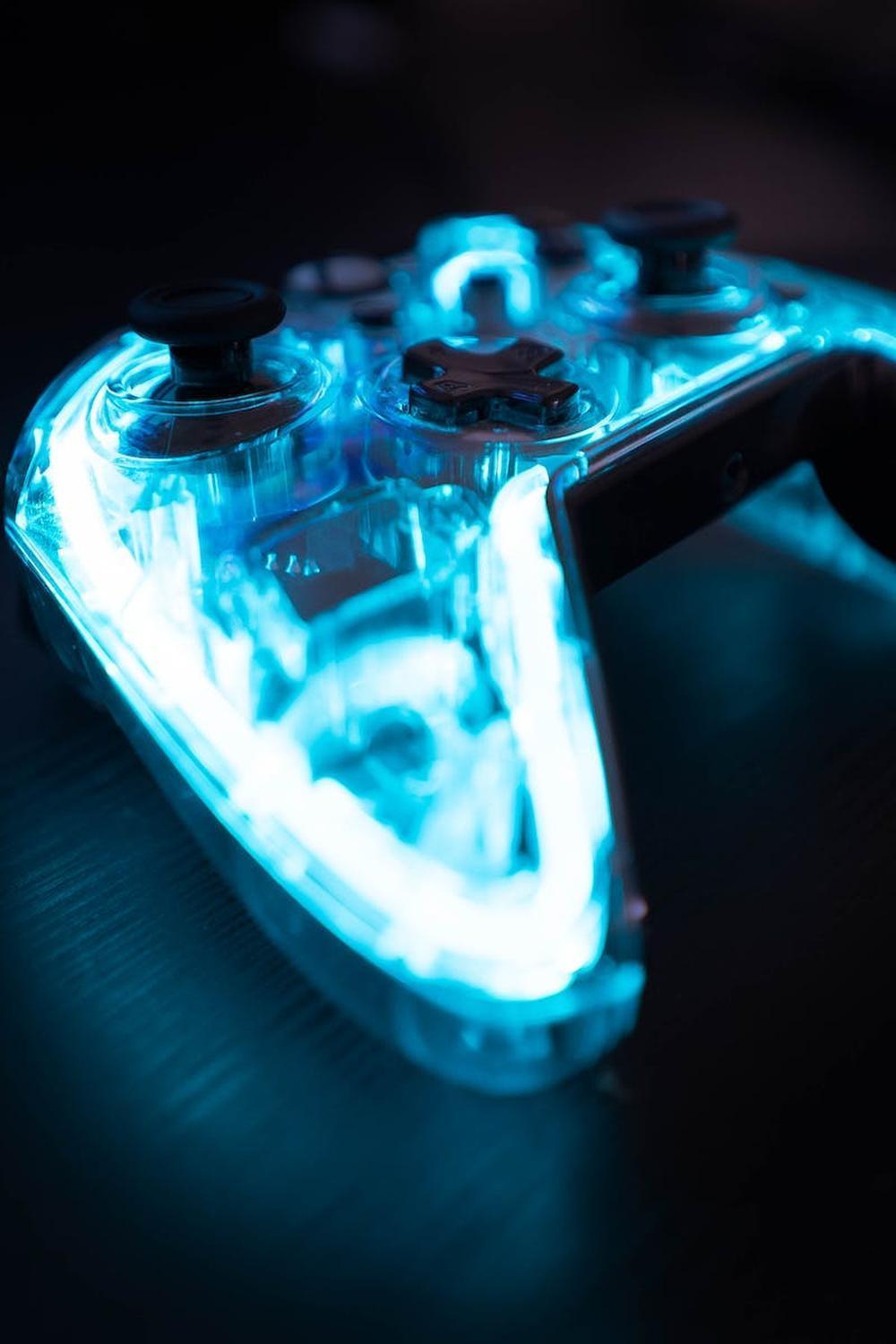 led_game_controller_on_table